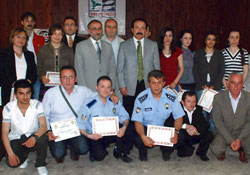 Meslek edindirme kursiyerleri sertifikalarını aldı