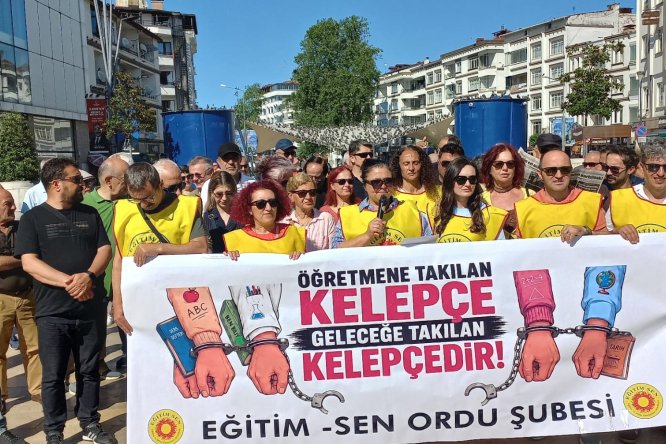 ÖĞRETMENLERDEN GÖZALTI TEPKİSİ: “HAK ARAMAK SUÇ DEĞİLDİR”