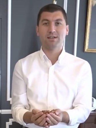 ALTINORDU’DA  BİLLBOARDLARA PARA VAR ! ​​​​​​​TEMEL ZORUNLULUK KREŞE PARA YOK MU?