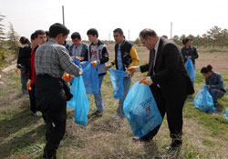 Öğrenciler bugün temizlik yapacak