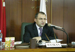 Vali Kaban ilçeleri geziyor