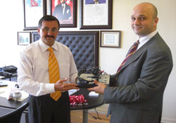 İşitme Engellilere Yardım