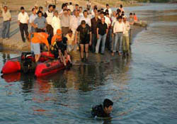 Dereye düşen çocuk boğuldu