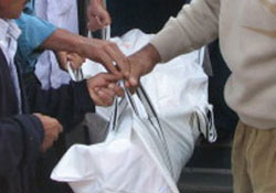 Bahçesindeki ahırda ölü bulundu