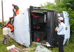 Samsun'da trafik kazası:3 ölü 41 yaralı