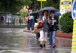 Sağanak yağışlar devam edecek