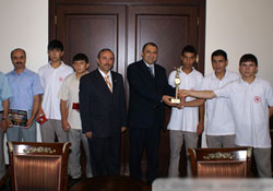 Masa tenisi şampiyonlarına altın