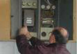 Elektriğe zam üstüne zam