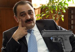 Aygün'ün odasında "suikast" silahı!