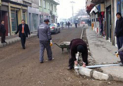 Belediyeden yol yapım çalışmaları