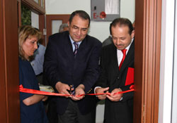 Huzurevinde 85 oda düzenlendi