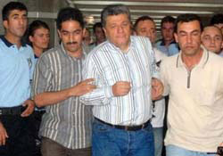 Mahkeme'den Öz'e ret