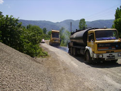 Çamlı' da yol yapım çalışmaları