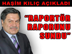 Raportör praporunu sundu