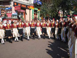 Uluslararası halk dansları festivali