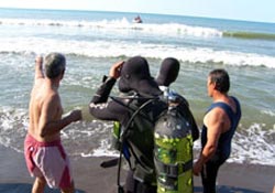 Mert'in cansız vücudu sahile vurdu