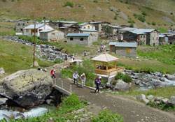 Yayalarda kaçak yapı yıkımları çözümdeğil