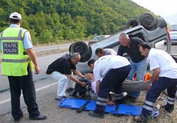 Samsun'da düğün dönüşü kaza:3 yaralı