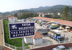 İnce saçak kara dayanamadı çöktü