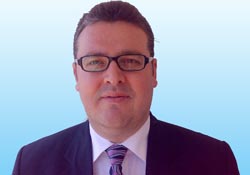 UNUTMADIK SENİ, SAKINCALI PİYADE UĞUR MUMCU