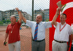 Ordu'da tenis şampiyonlarına madalya verildi
