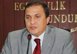 TV 52'ye kızdı Geceyi terketti