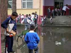 Güzel Ordu sular altında...  Siz düşünedurun