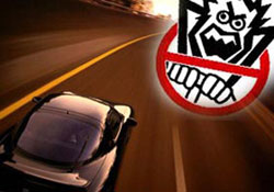 Buzlu yolda kaza:4 yaralı