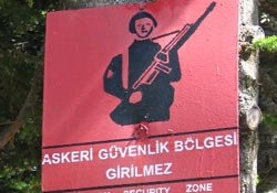 Askeri bölgede resim yasağı