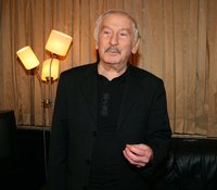 Selçuk' tan Ergenekon savcılarına dava