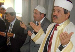 Türkiye genelinde şehitlere mevlit