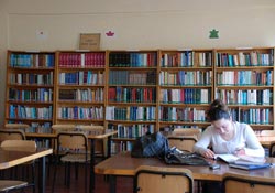 İnternet kütüphaneye ilgiyi azalttı