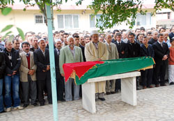 Öğretmen adayı genç kız toprağa verildi