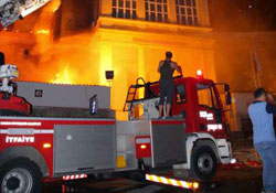 Espiye'de ev kundakladılar