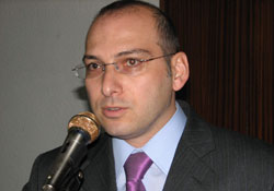 "Kültürlü insan organ nakline yanaşmıyor"