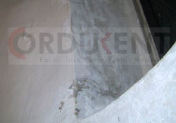 Ödüllü OBKT'nin binası dökülüyor!