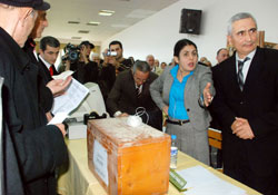 FKB seçimleri olaylı başladı