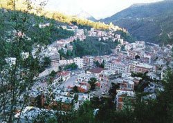 Dereli'de bir kadın bahçede ölü bulundu