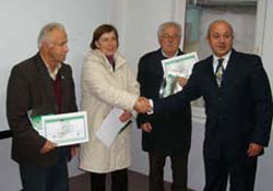 Çifçiler belgelerini aldılar