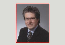 AKP'nin ikinci aday adayı Karamanoğlu