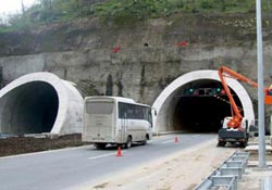 Karadeniz Sahil Yolu tünellerine düzenleme