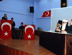 Mahkumlardan tiyatro gösterisi