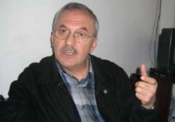 Eski başkan Türkyılmaz AKP'den aday adayı