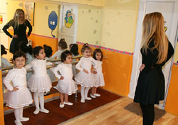 Genç kızlara 'yardımcı abla' iş imkanı