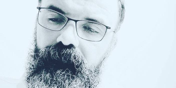 YANİ İKTİDAR NEYİN KONUŞULMASINI İSTİYORSA, MUHALEFETE VE GENEL OLARAK HALKA ONU KONUŞTURUYOR.