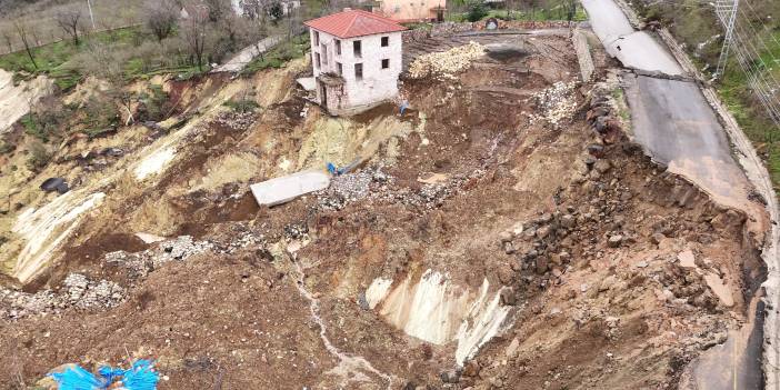 VALİ EROL, HEYELAN BÖLGELERİNDE İNCELEMEDE BULUNDU