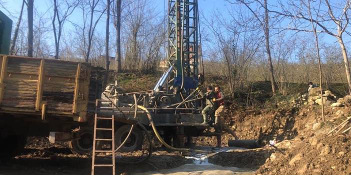 ORDU'DA KIRSAL MAHALLELERİN İÇME SUYU SORUNU SONDAJ ÇALIŞMALARIYLA ÇÖZÜLÜYOR