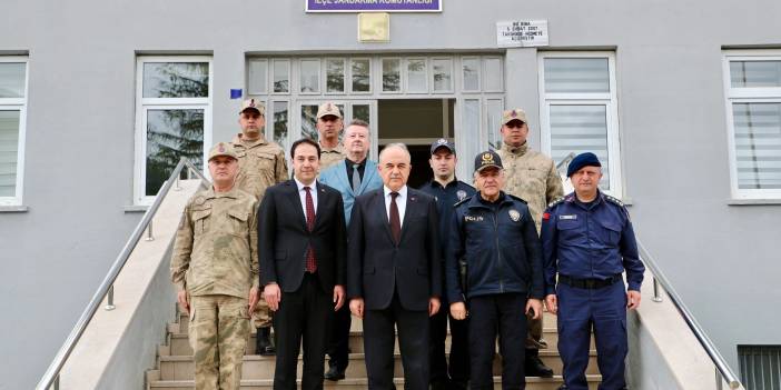 VALİ MUAMMER EROL, BU HAFTAKİ MESAİSİNE İKİZCE VE ÜNYE İLÇELERİNİ ZİYARET EDEREK BAŞLADI.